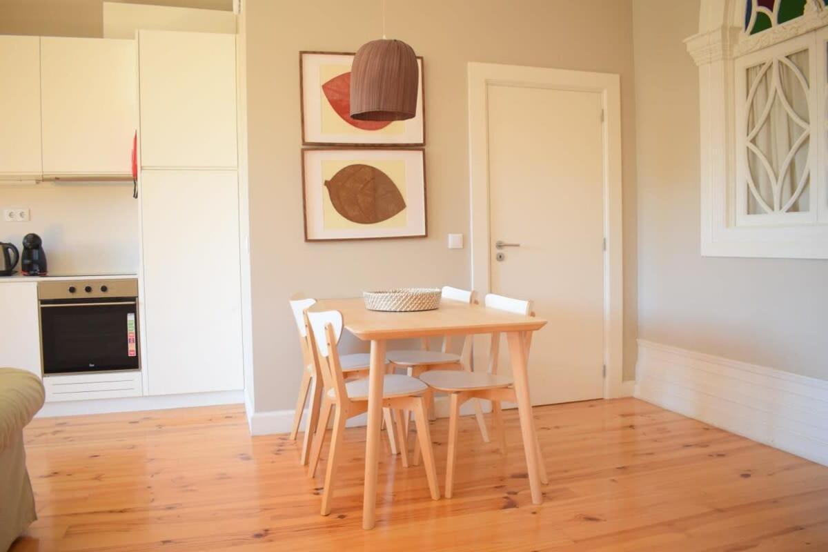 Liiiving In Porto - Vintage Balcony Apartment מראה חיצוני תמונה